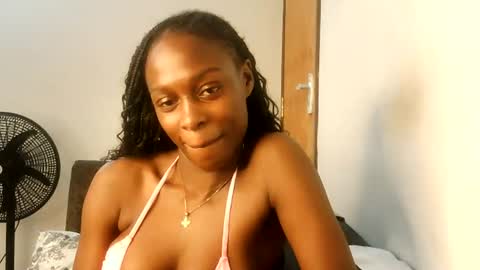 doll_deviant online show from August 12, 7:16 pm