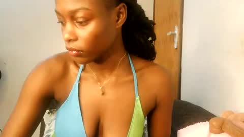 doll_deviant online show from August 14, 10:41 am