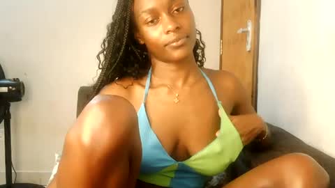 doll_deviant online show from August 15, 3:43 am
