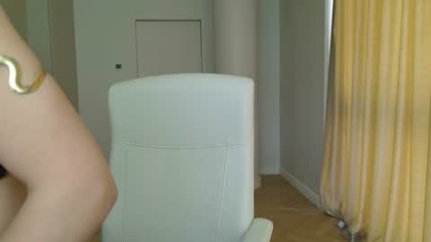 Lexi online show from June 27, 11:46 am
