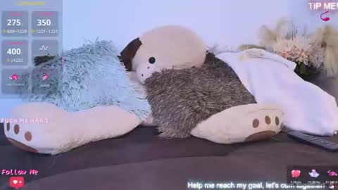 doll_lorenn26 online show from August 14, 5:49 pm