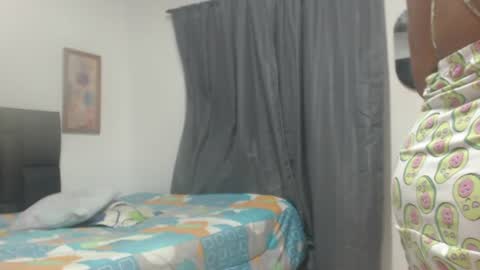 doll rihana online show from August 7, 1:49 am