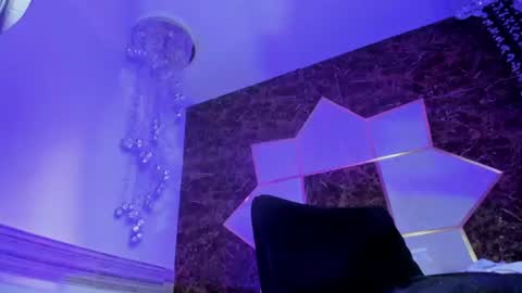 doll_sandie online show from August 13, 5:05 pm