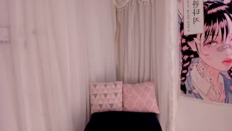 roxana  online show from July 17, 2:22 am