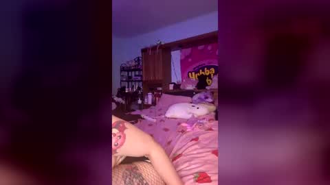 dollface_hime online show from August 2, 6:31 am