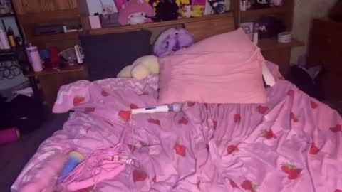 dollface_hime online show from August 11, 8:38 am