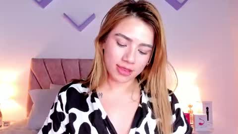 DollFaceInk online show from August 7, 2:55 am