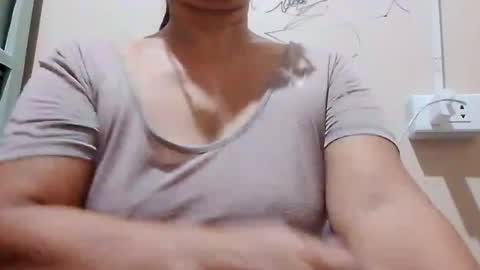 dolly926661 online show from August 10, 9:44 am