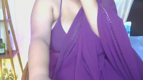 dolly_2 online show from August 10, 6:15 am