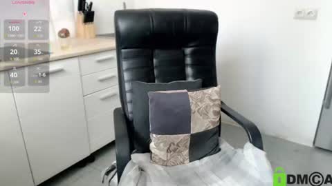 ILONA online show from August 6, 7:18 am