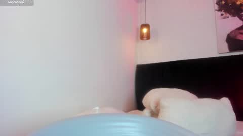 Call me Zoe  online show from August 13, 9:29 pm