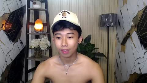 Ray online show from August 13, 2:53 pm