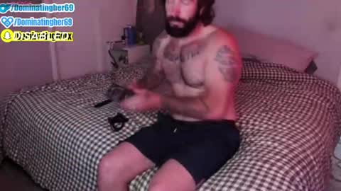 dominatingher69 online show from July 27, 11:32 pm
