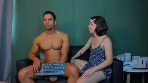 dominc_berry online show from June 13, 2:25 pm