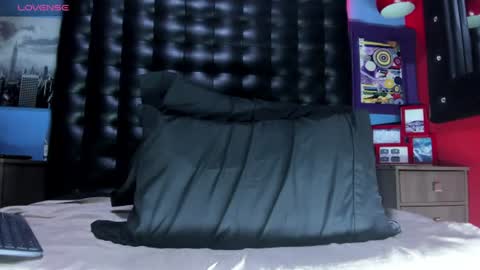 Dominiic online show from June 22, 4:24 am