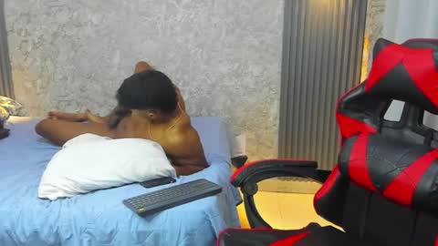 dominic_sg online show from July 21, 8:38 am