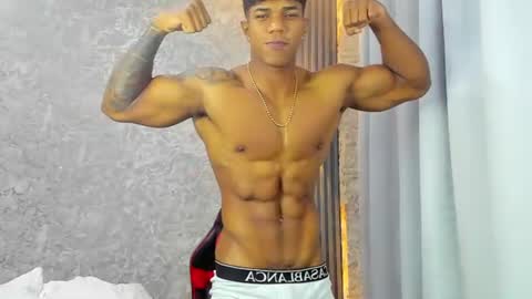 dominic_sg online show from July 22, 5:32 am
