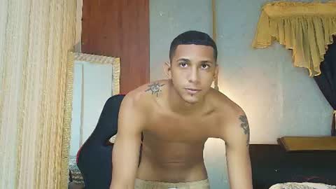 dominic_smith_ online show from June 27, 3:21 am