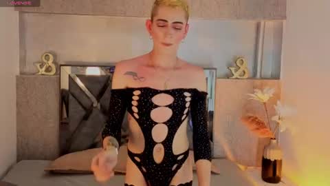 Dominic online show from July 28, 7:20 pm