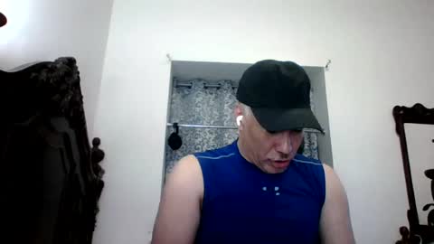 luis online show from August 11, 12:45 am