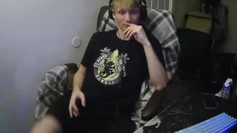 domohead0 online show from July 14, 5:23 am