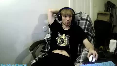 domohead0 online show from August 4, 5:59 am