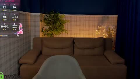 Dora EXOMI online show from August 12, 5:32 am