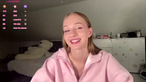 Anika online show from August 12, 10:12 pm