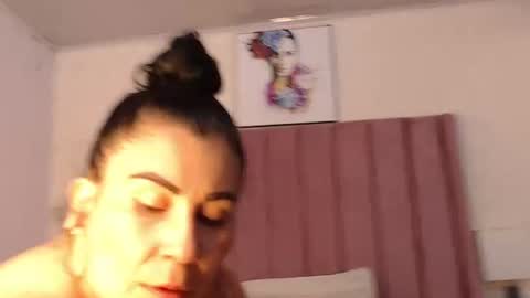 Anny online show from August 8, 6:08 pm