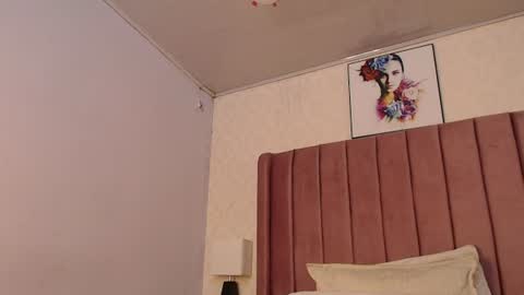 Anny online show from August 11, 6:21 pm