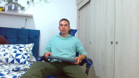 dorian_h online show from March 26, 7:51 pm