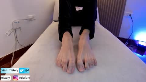 dorian_mystery online show from August 8, 11:05 pm