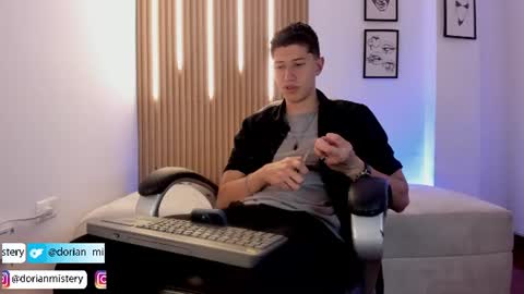 dorian_mystery online show from August 12, 10:23 pm