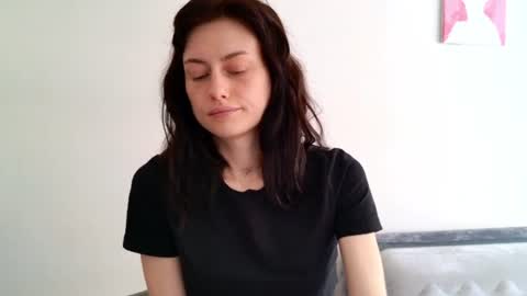 dormineaa online show from July 28, 6:52 am