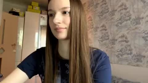 dorthyfulwider online show from August 9, 12:39 pm