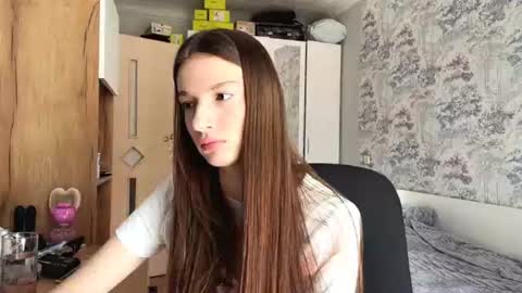 dorthyfulwider online show from August 11, 9:11 am