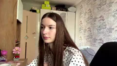 dorthyfulwider online show from August 14, 1:37 pm