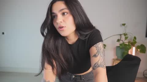 sara dez jiggly puff online show from July 10, 2:50 am