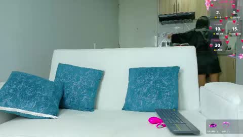 Double Delight online show from July 29, 11:01 pm