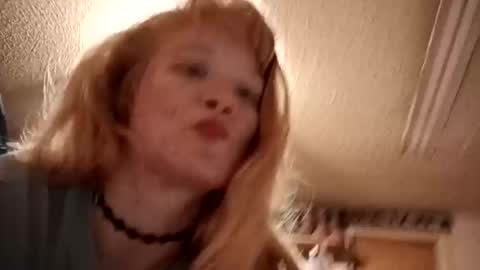doubravaghost87 online show from June 1, 8:39 am
