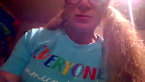 doubravaghost87 online show from June 5, 8:58 pm