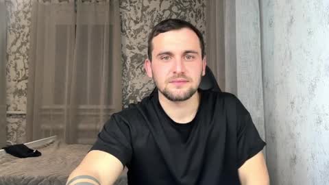 douglas_666 online show from April 4, 9:00 pm