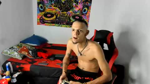 douglas_gallegos online show from August 15, 2:37 am
