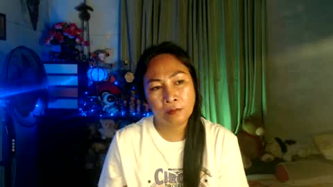 doyouwantme143 online show from June 23, 5:47 pm