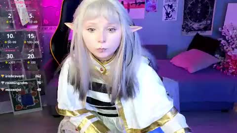 Draculaura online show from August 8, 6:41 pm