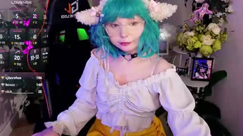 Draculaura online show from August 14, 2:10 pm