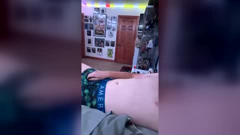 drake2017_ online show from August 5, 2:42 am