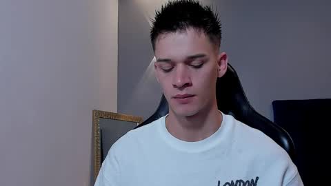 drake_carter1 online show from May 4, 2:17 am