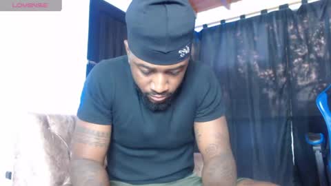 ---Drake--- online show from August 8, 11:10 am