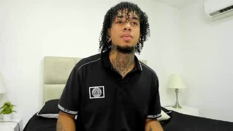 Drake big dick online show from August 1, 2:23 pm